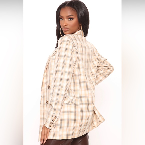 Fashion Nova| 2 Piece Blazer Set - Picture 3 of 3